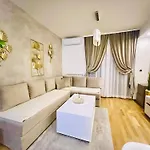 Lejlighed Vip Only 2 *