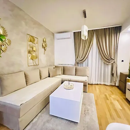Apartment Vip Only 2 *